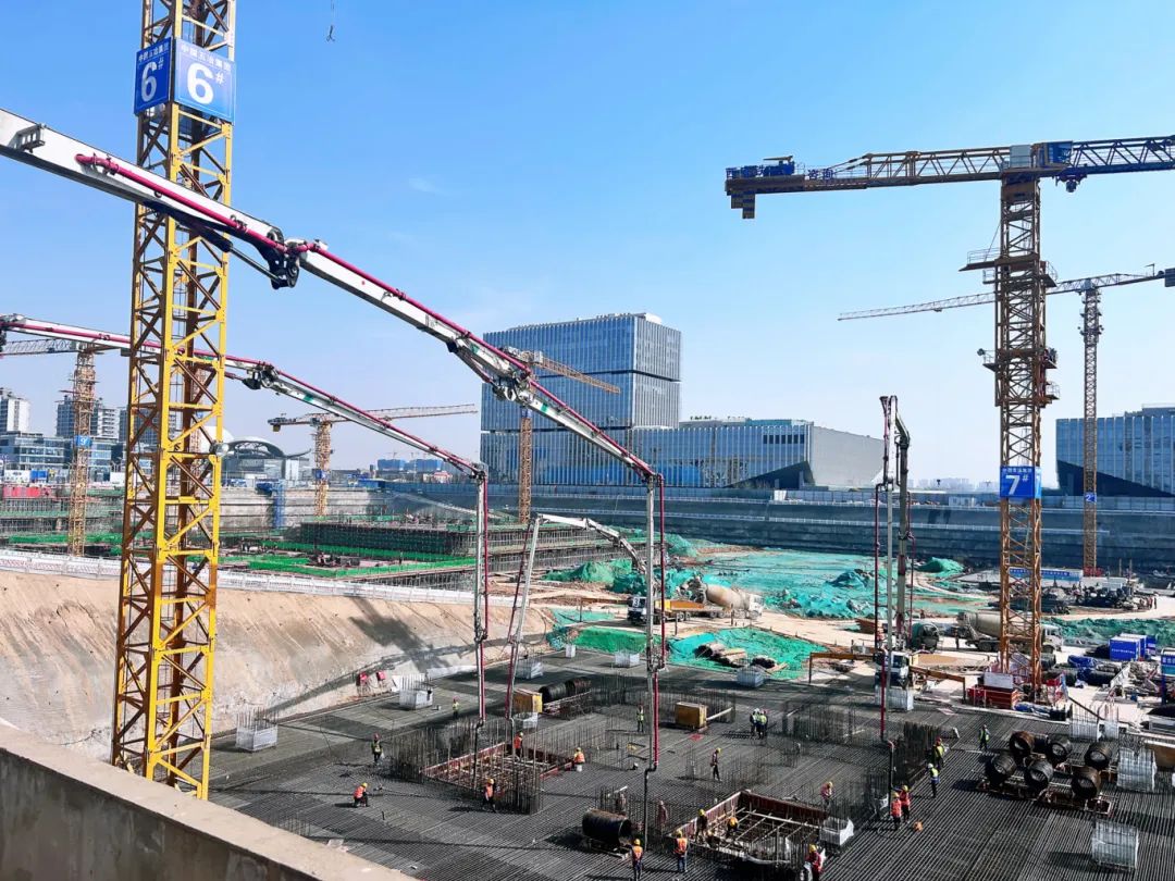 提前11小时！亚洲必赢大米数泵车赋能高效施工