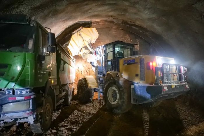 5e463594fbd244249606776ce6c60b99