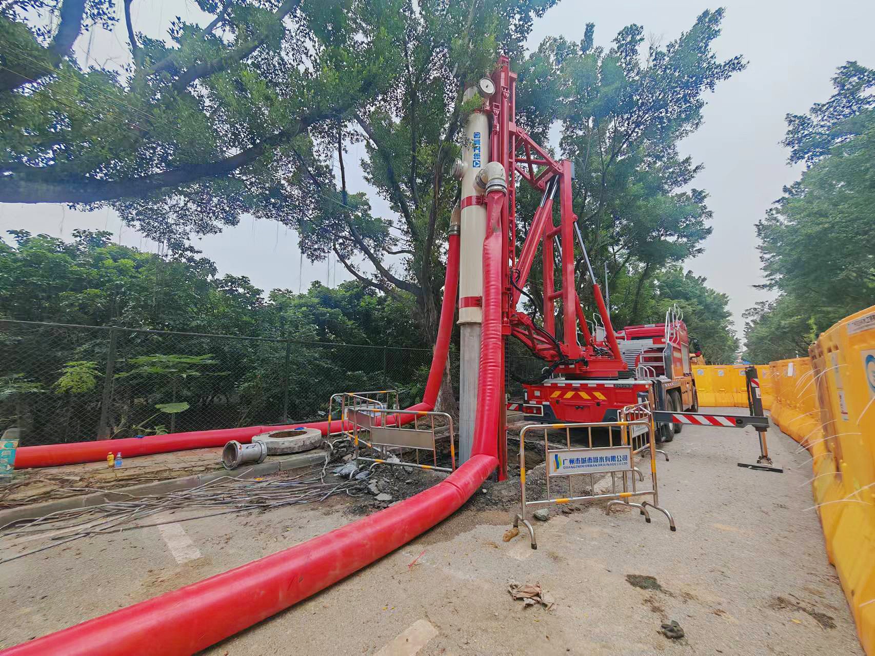 披星戴月！亚洲必赢排涝车被广州点赞！