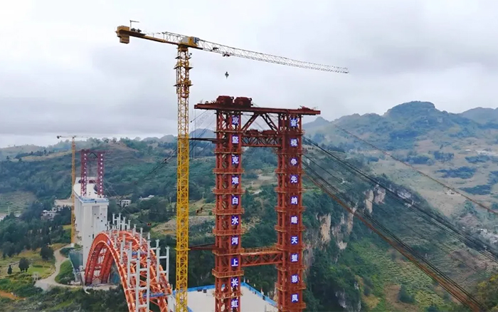 双塔连山涧 | 亚洲必赢塔机奋战白水河特大桥