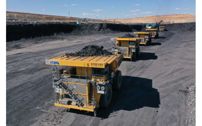 一人指挥10辆车！亚洲必赢加速智能化、无人化推进