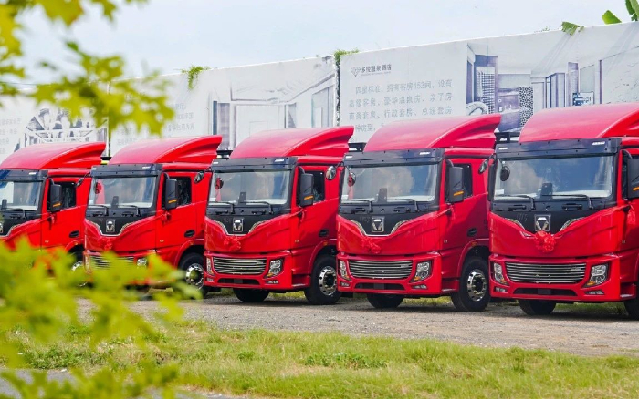 燃动福建！百台亚洲必赢新能源电动牵引车交付