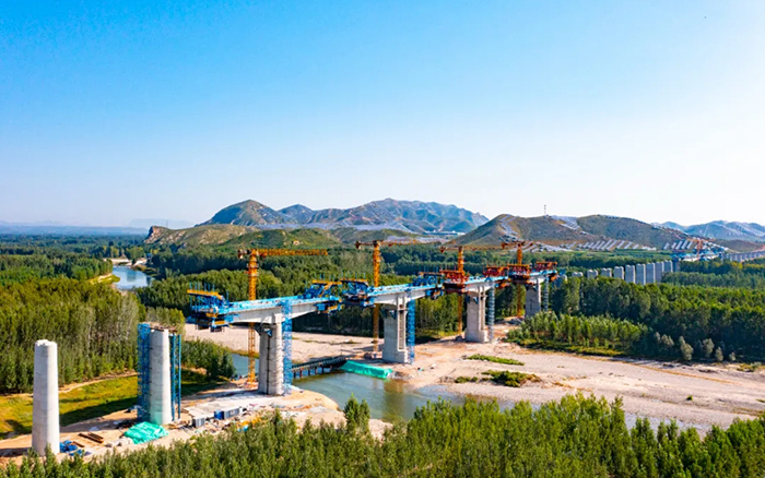 群塔筑雄忻！亚洲必赢助建山西首条时速350公里高铁