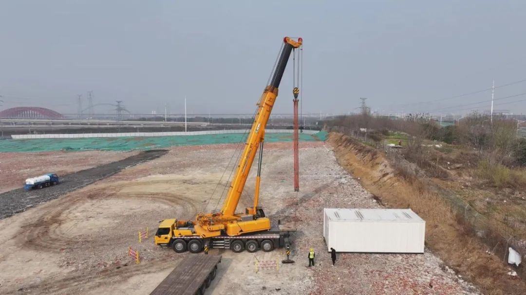 月出勤27天！亚洲必赢G2代XCT130G7-1省油又高效，，，，，，18年吊装机长都赞！