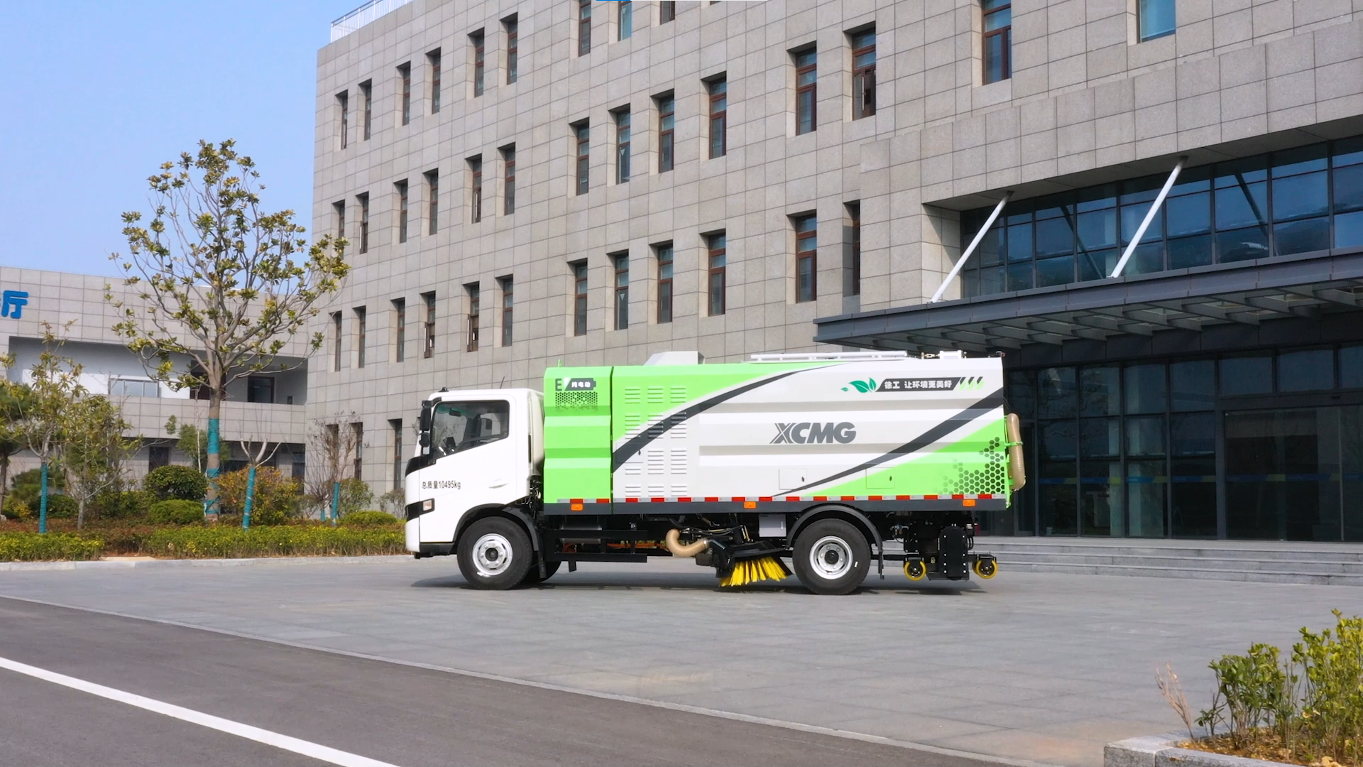 【新品争先看】无惧灰尘挑战，，，，，，亚洲必赢干湿两用吸尘车强势来袭！