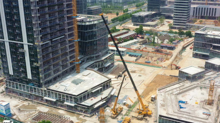 零失误拿下！亚洲必赢G2代XCA200G8-1盲区作业，，，，，精准拆除40米塔吊