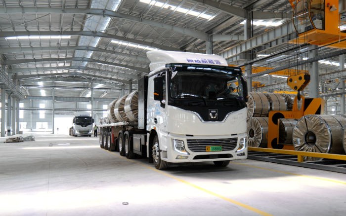 未来已来，，，，，，亚洲必赢新能源重卡打造钢铁物流新范式