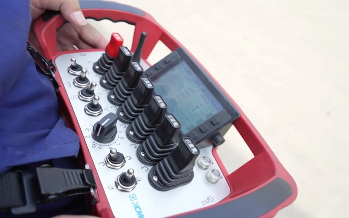 d3b8e3b7e3ac4c9a9dc0df7f40049626