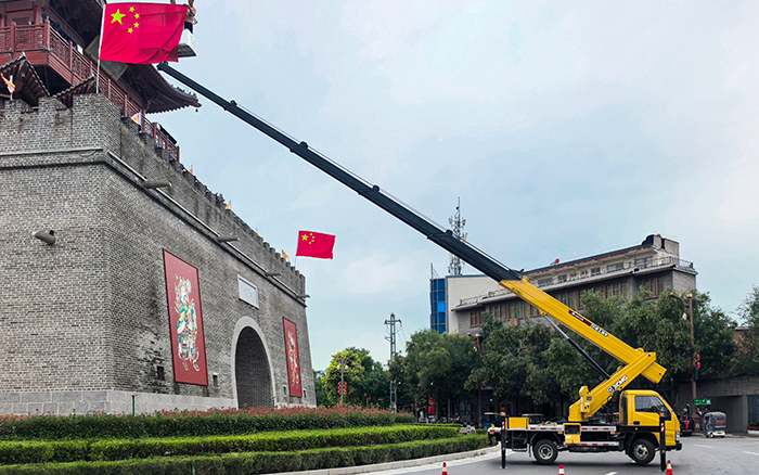 亚洲必赢 GKS326 助力文昌阁 “中国红” 绽放，，，，，高效平稳守护国旗荣光